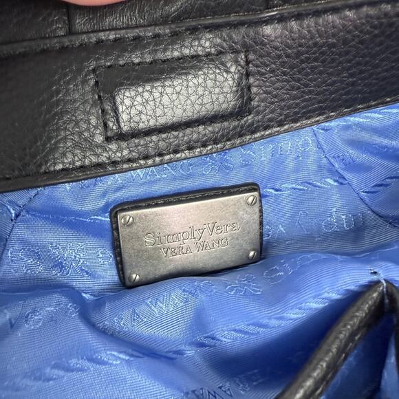 Simply Vera Wang Pleated Black Pebbled Leather Classic Hobo Shoulder Bag Purse - Picture 7 of 16